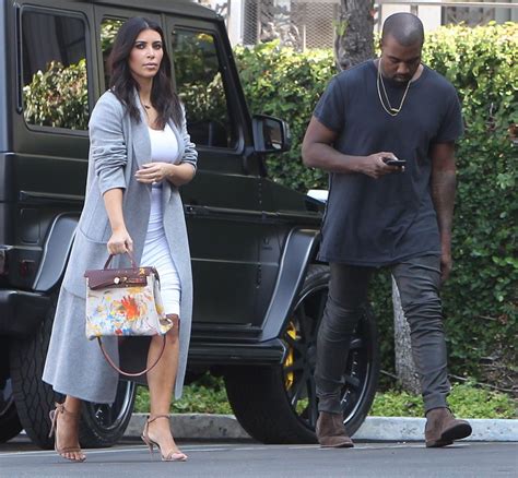 Kim Kardashian Shows Off 0K Birkin Bag 